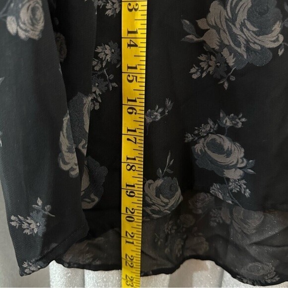 Zara Women's Floral Blouse Size XS - Picture 8 of 14